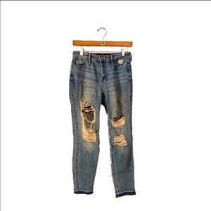 Hollister High Rise Vintage Ankle Crop Jean